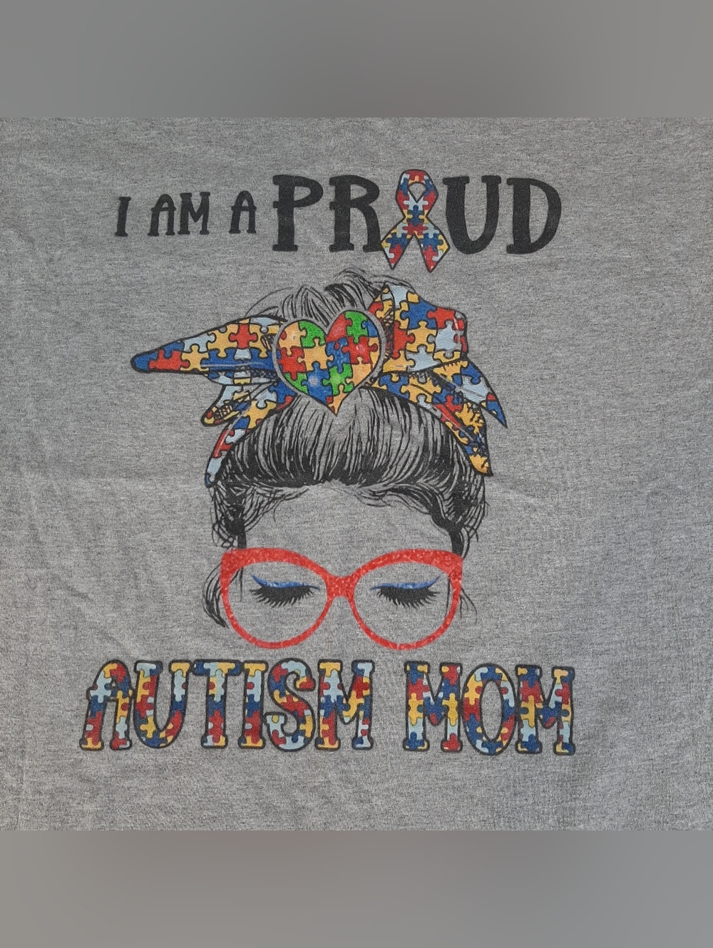 “I'm A Proud Autism Mom” Size XL Gray Graphic T Shirt C5 - Picture 2 of 3
